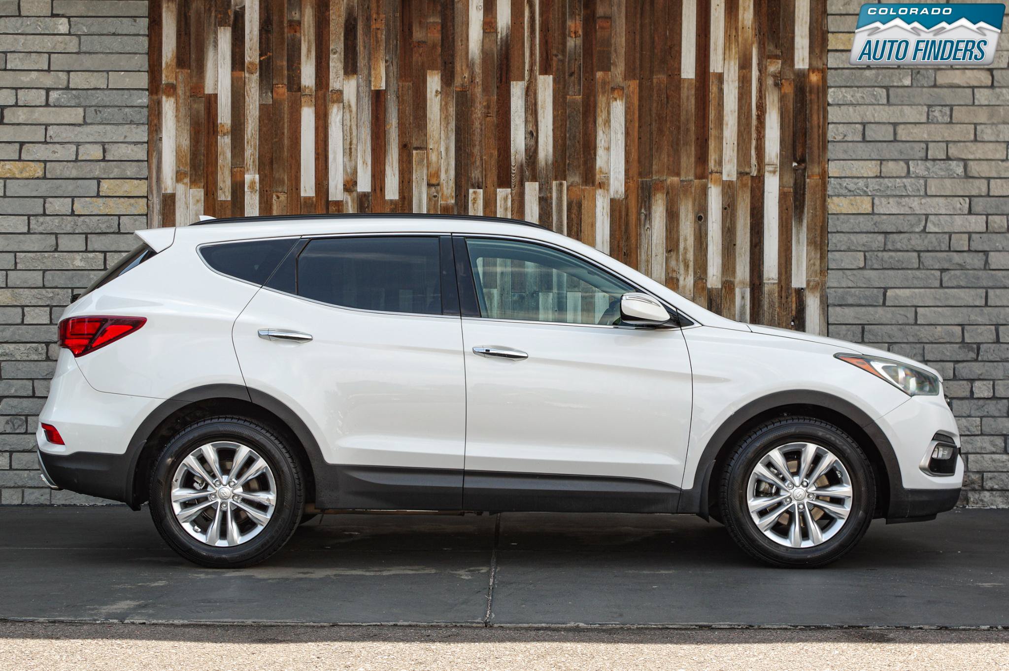 Used 2017 Hyundai Santa Fe Sport 2.0T AWD/4WD image 8