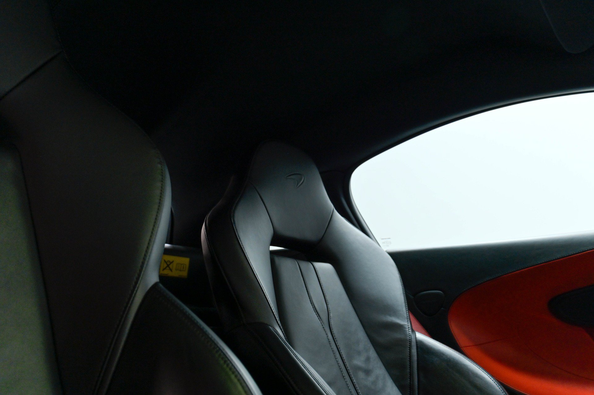 Used 2019 McLaren 600LT RWD image 26
