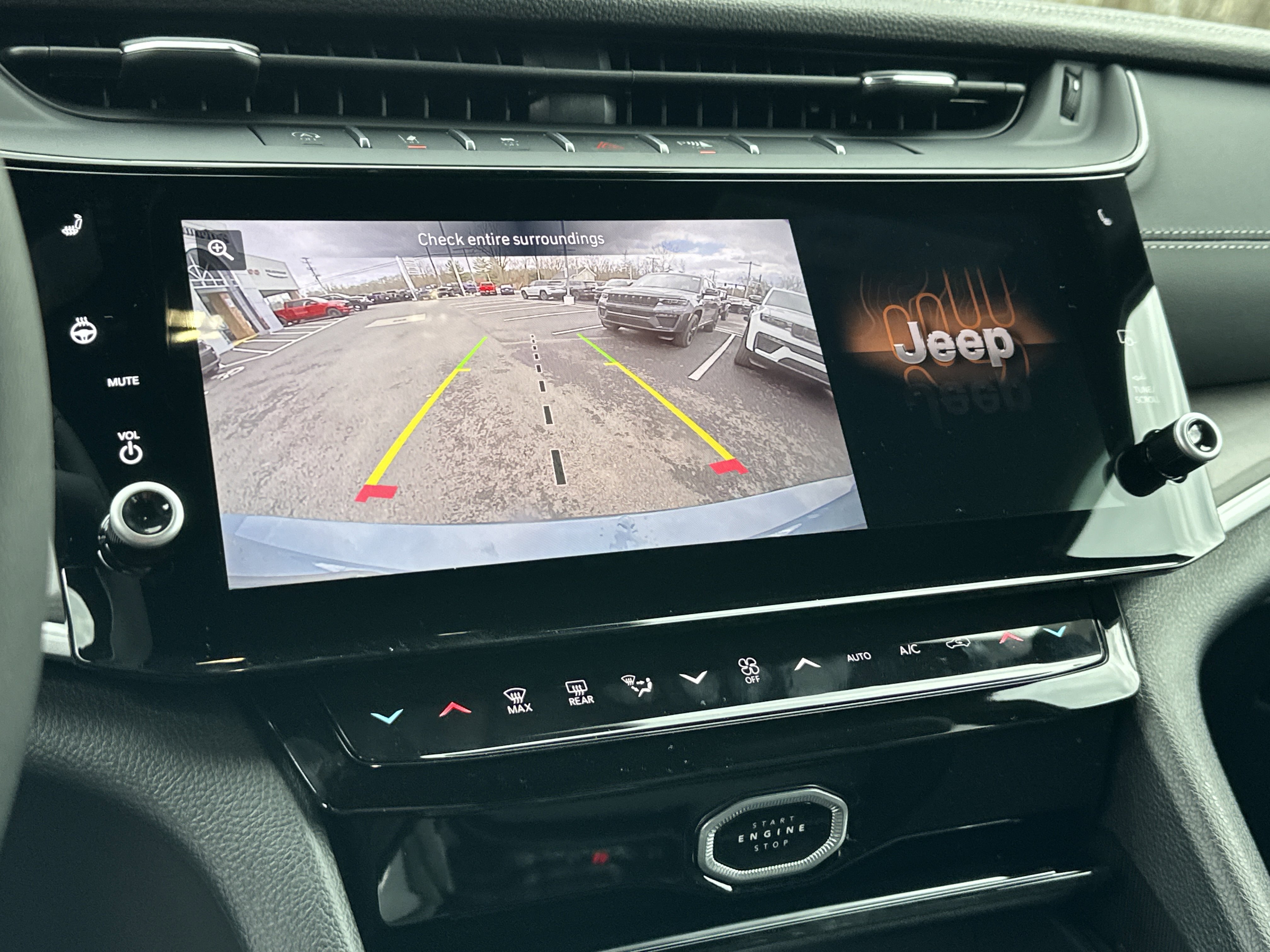 New 2026 Jeep Grand Cherokee L Limited w/ Limited Altitude Package AWD/4WD image 7
