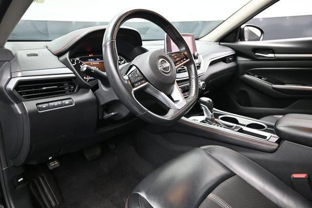 Used 2024 Nissan Altima 2.5 SR FWD image 22
