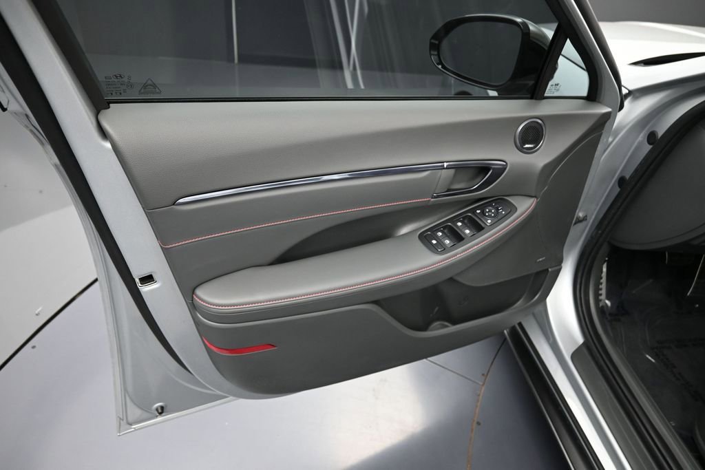 Certified 2025 Hyundai Sonata N Line FWD image 17