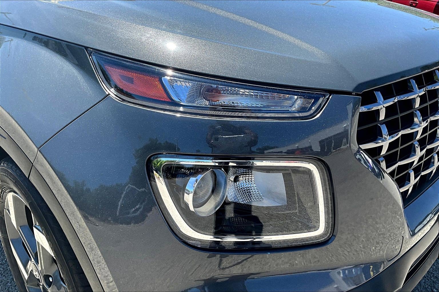 Used 2024 Hyundai Venue SEL FWD image 31