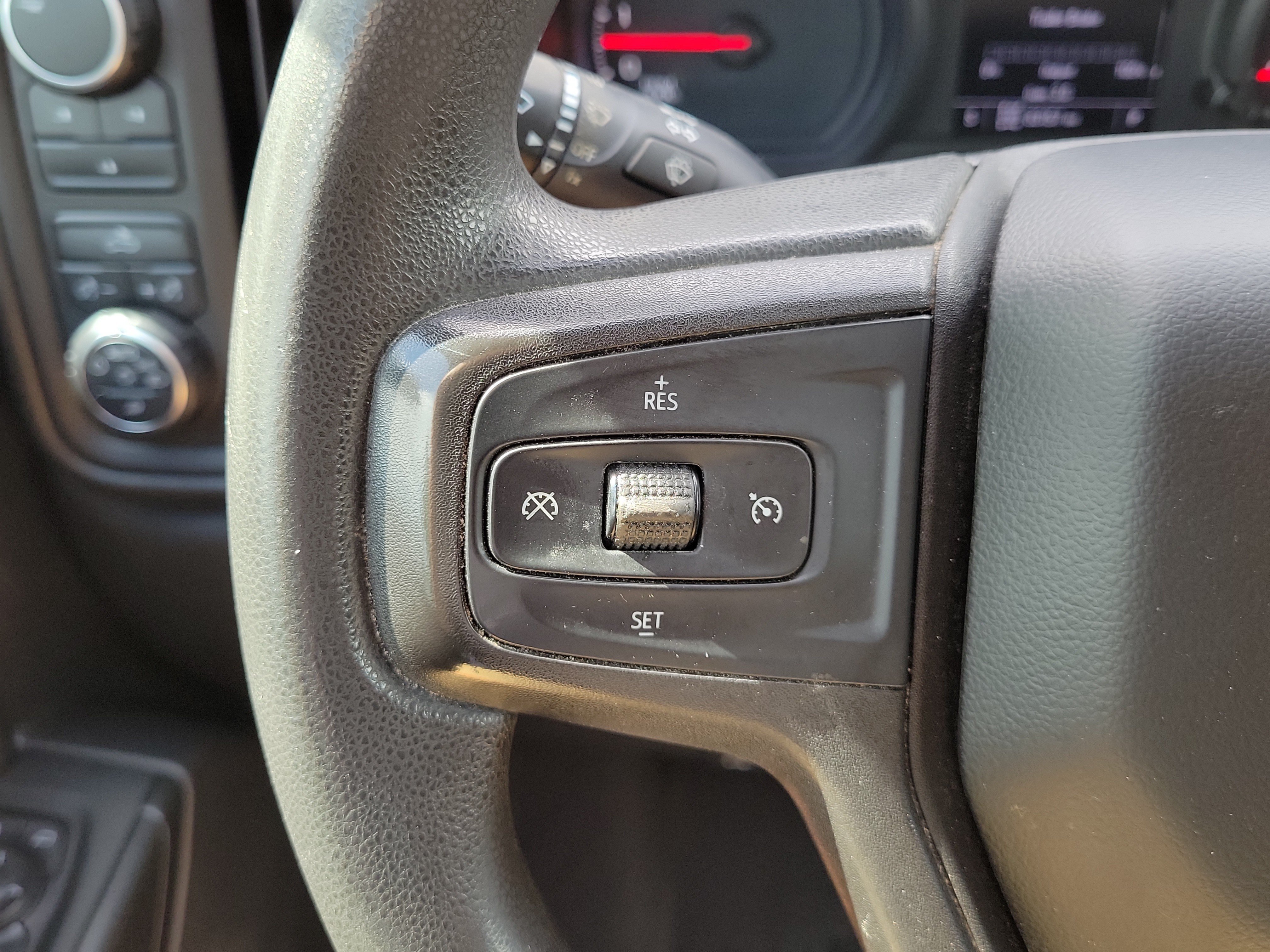 Used 2022 Chevrolet Silverado 2500 Custom w/ Custom Value Package AWD/4WD image 25