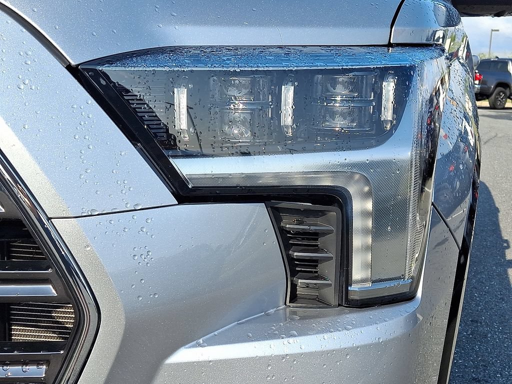 Used 2024 Toyota Sequoia Platinum AWD/4WD image 12