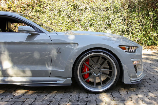 Used 2020 Ford Mustang Shelby GT500 w/ Technology Package image 11