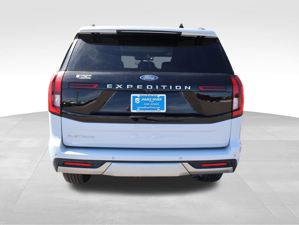 Used 2025 Ford Expedition Platinum AWD/4WD image 11
