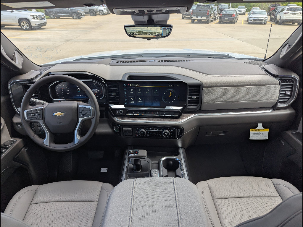 New 2026 Chevrolet Silverado 1500 LTZ w/ Technology Package AWD/4WD image 18