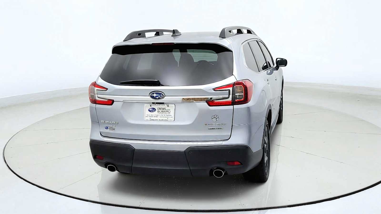 Used 2023 Subaru Ascent Limited AWD/4WD image 8