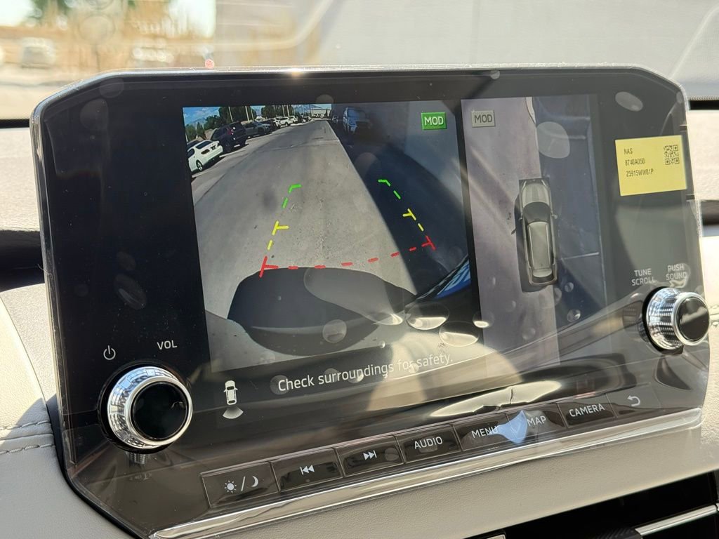 New 2025 Mitsubishi Outlander SEL image 15