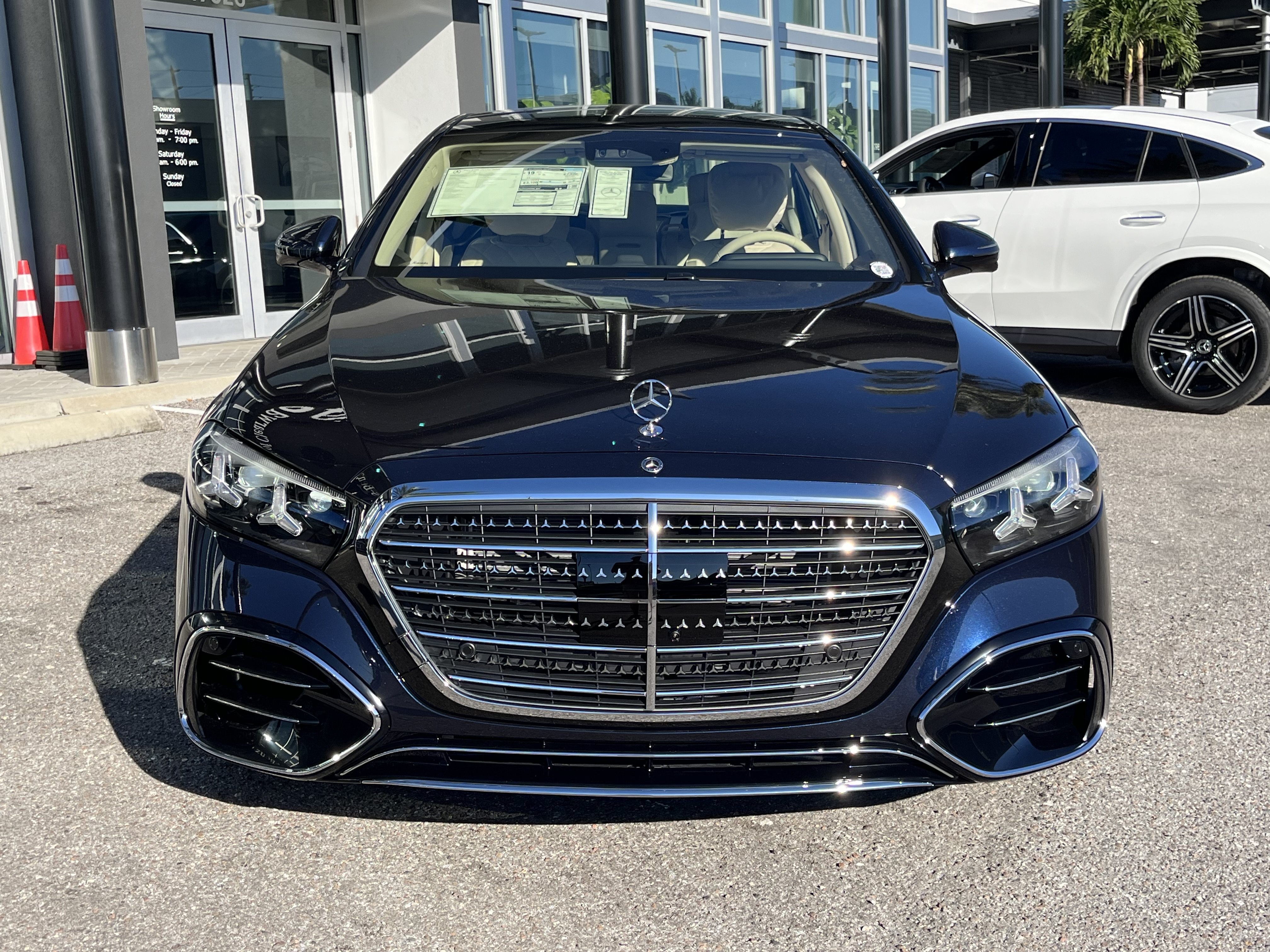 New 2027 Mercedes-Benz S 580 4MATIC Sedan image 9