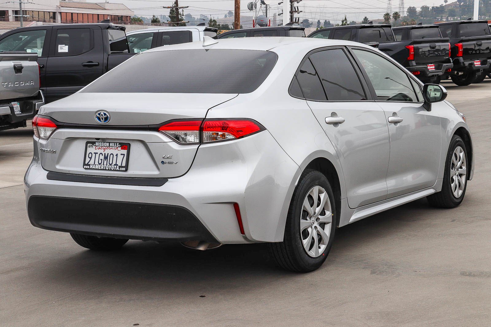 Certified 2025 Toyota Corolla LE FWD image 7