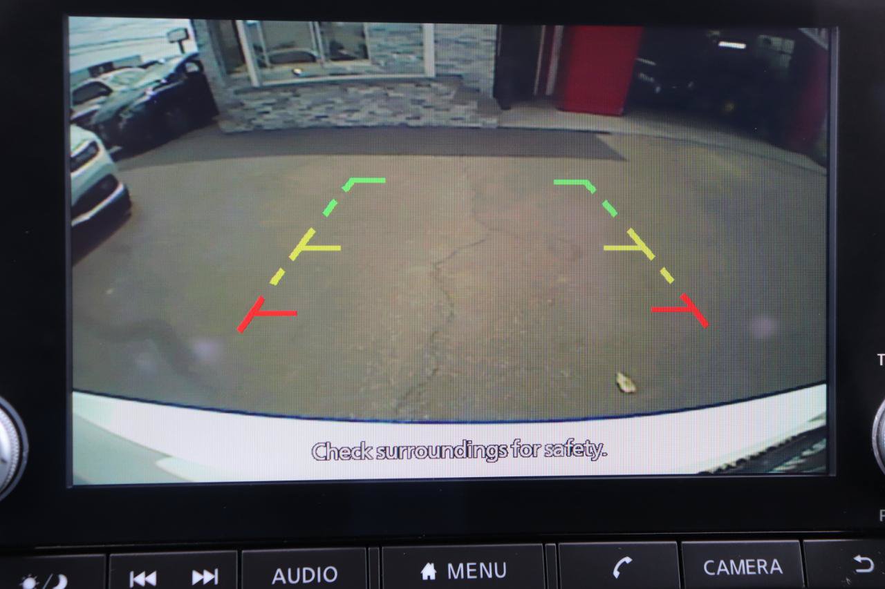 Used 2024 Nissan Sentra SV FWD image 30