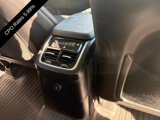 Certified 2025 Volvo XC90 T8 Ultra w/ Protection Package Premier AWD/4WD image 7