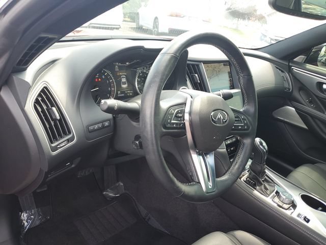 Used 2022 INFINITI Q60 3.0t Luxe w/ Essential Package AWD/4WD image 17