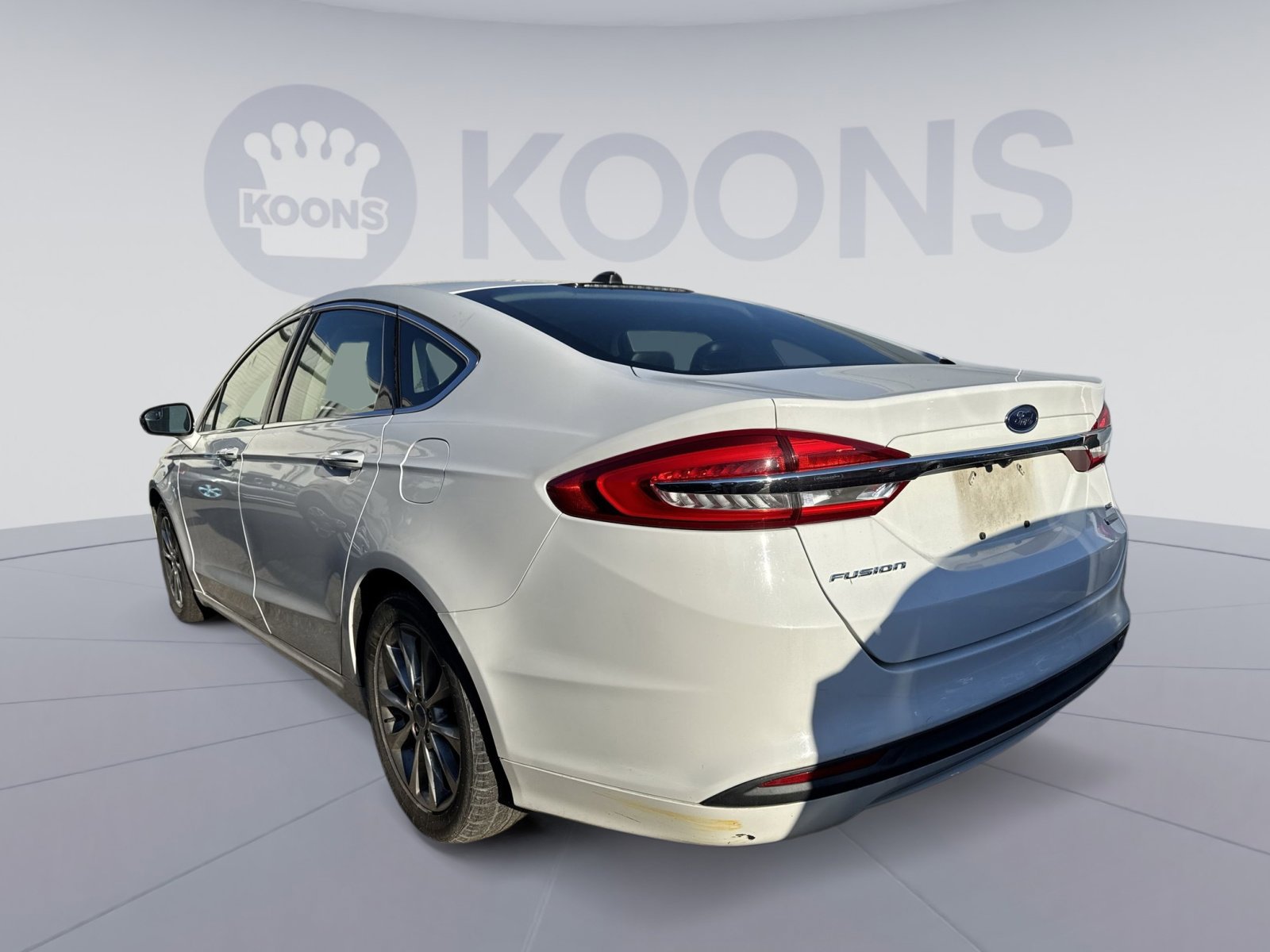 Used 2017 Ford Fusion SE image 7