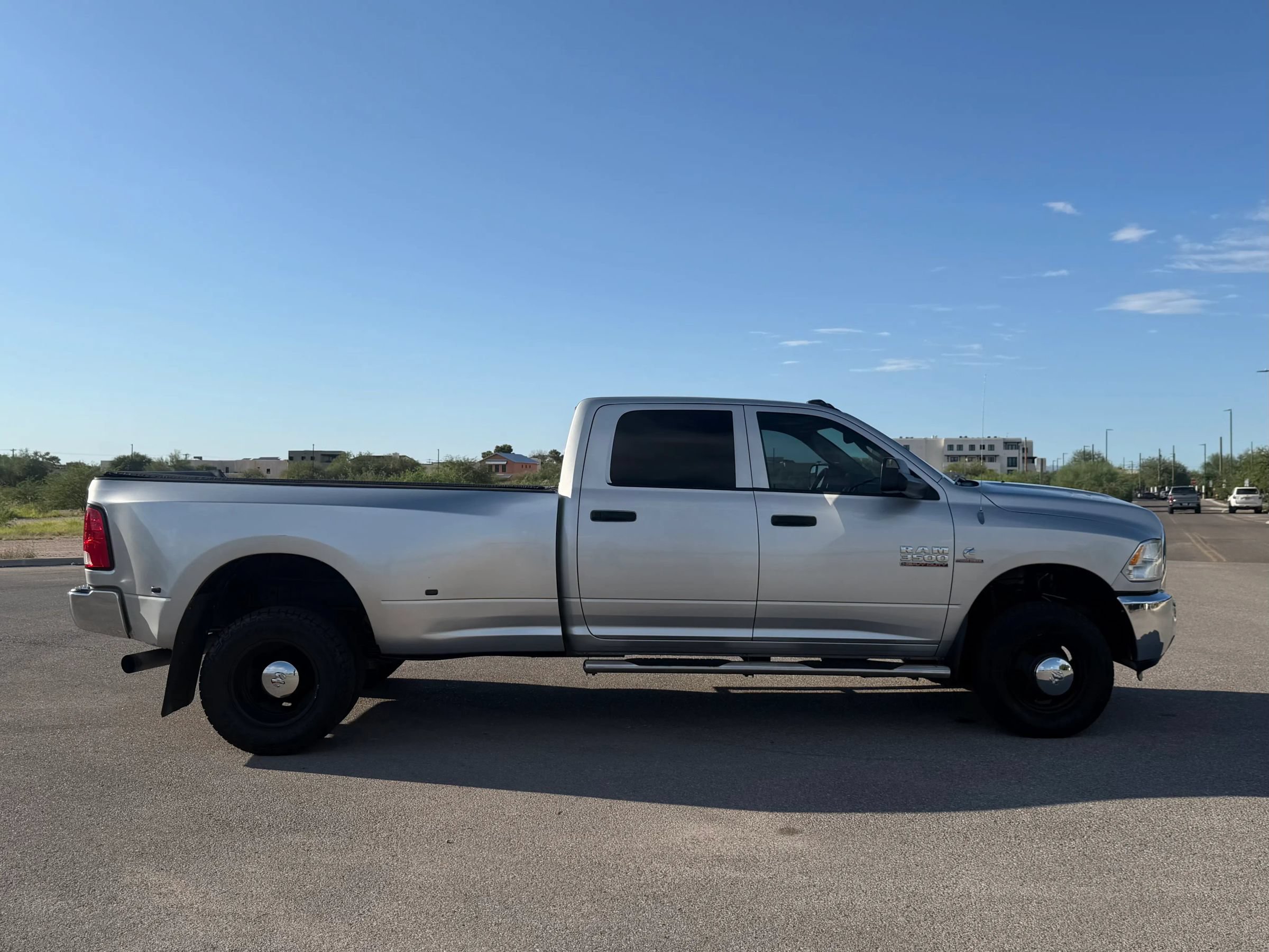 Used 2014 RAM 3500 Tradesman w/ Chrome Appearance Group AWD/4WD image 6