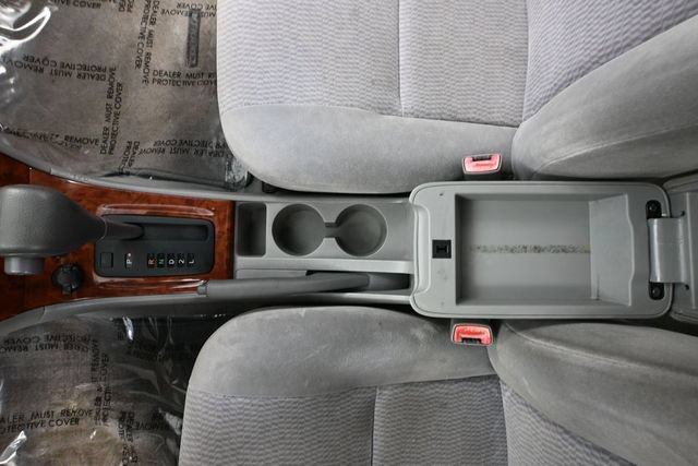 Used 2005 Toyota Corolla LE FWD image 29