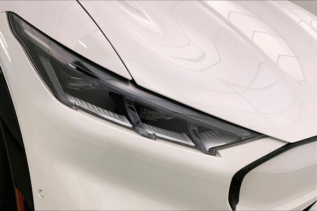 Used 2023 Ford Mustang Mach-E Premium image 27