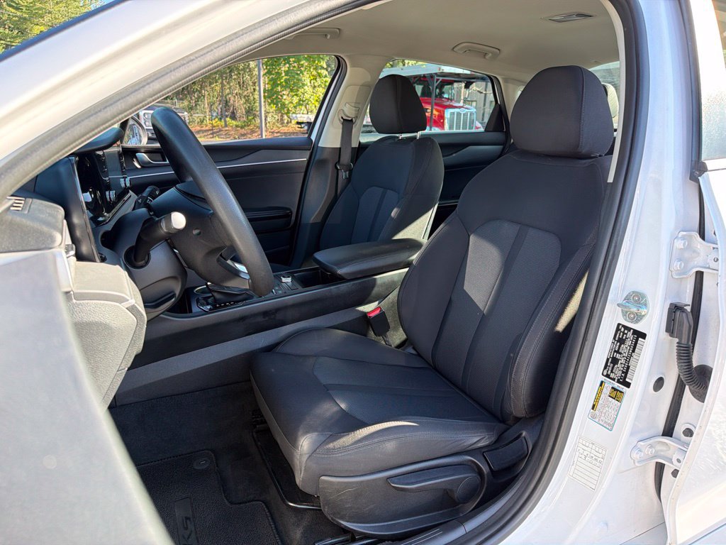 Used 2021 Kia K5 LXS FWD image 18