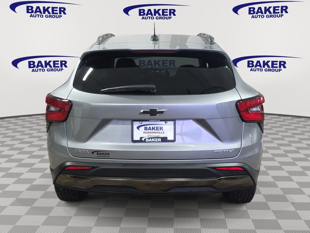 Certified 2024 Chevrolet Trax ACTIV w/ Sunroof Package image 6