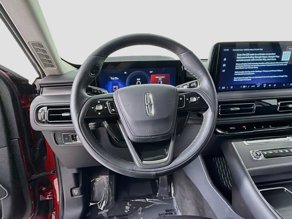 Used 2026 Lincoln Aviator 2WD image 11