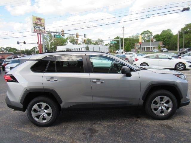 Used 2021 Toyota RAV4 LE AWD/4WD image 7