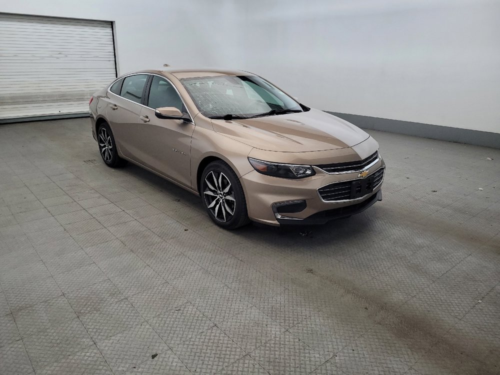 Used 2018 Chevrolet Malibu LT w/ Leather Package FWD image 13