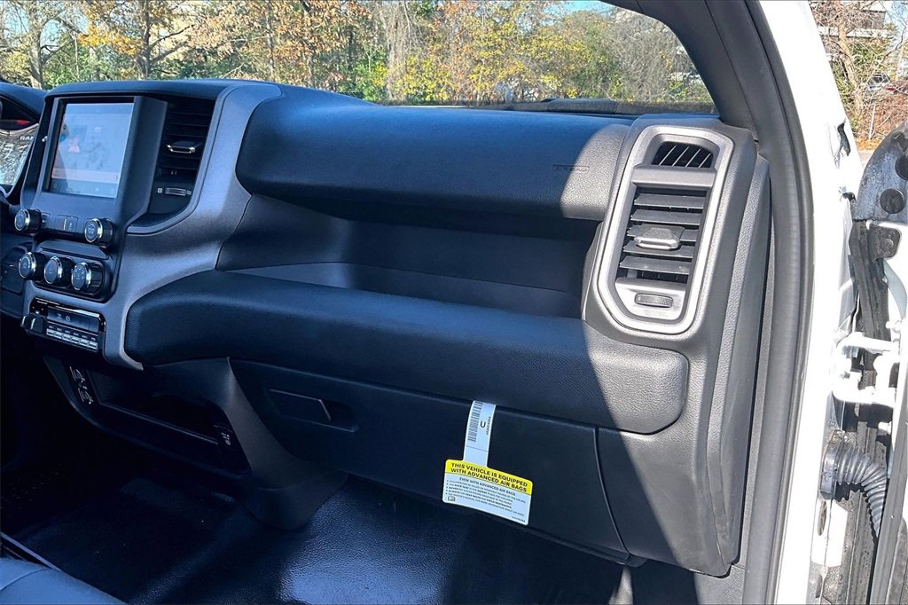 Used 2024 RAM 5500 Tradesman w/ Chrome Appearance Group image 22