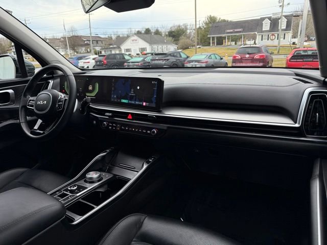 Used 2025 Kia Sorento EX image 28
