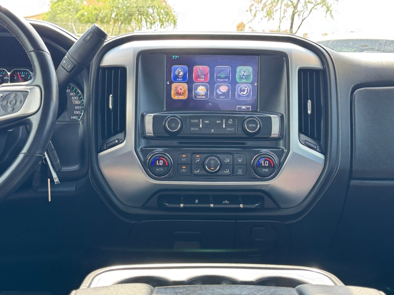 Used 2018 GMC Sierra 1500 SLE w/ SLE Value Package AWD/4WD image 15