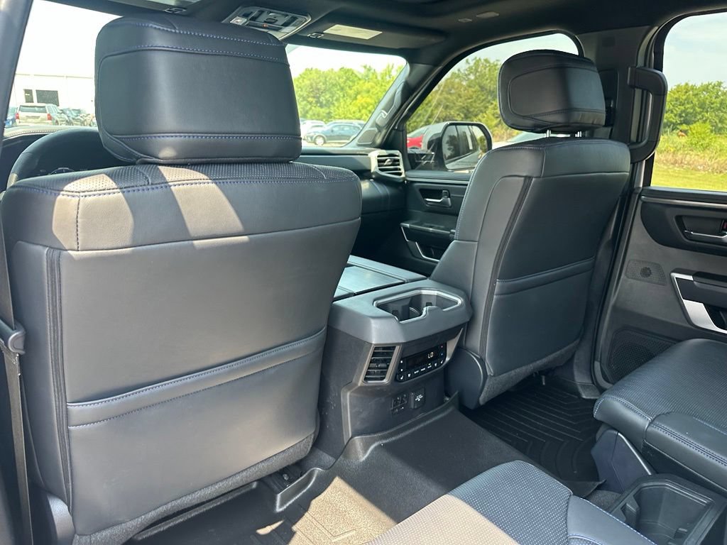 Used 2024 Toyota Sequoia Platinum AWD/4WD image 25
