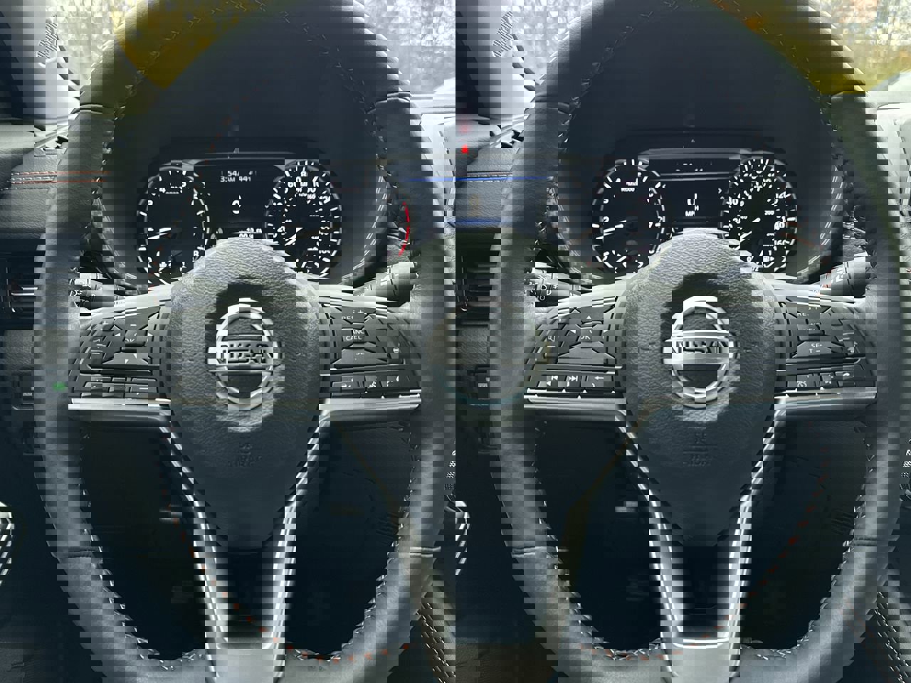 Used 2022 Nissan Sentra SR w/ SR Premium Package image 15