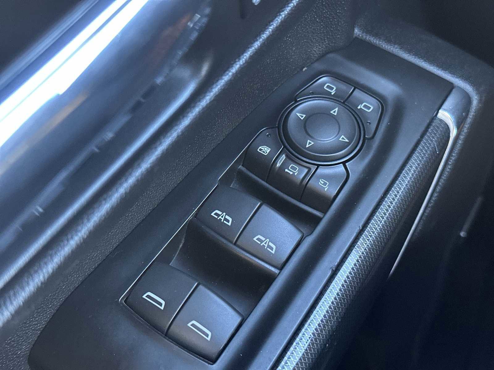 Used 2020 GMC Sierra 3500 AT4 w/ AT4 Premium Package image 15