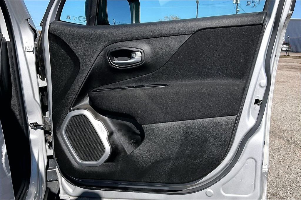 Used 2021 Jeep Renegade Sport AWD/4WD image 29