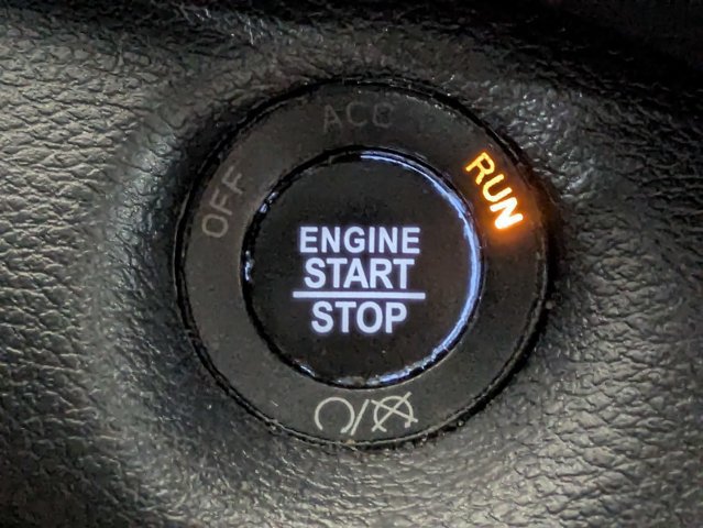 Certified 2020 Jeep Cherokee Limited FWD image 30