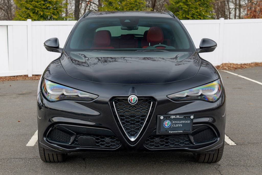 Used 2024 Alfa Romeo Stelvio Ti w/ Performance Driving Package image 2