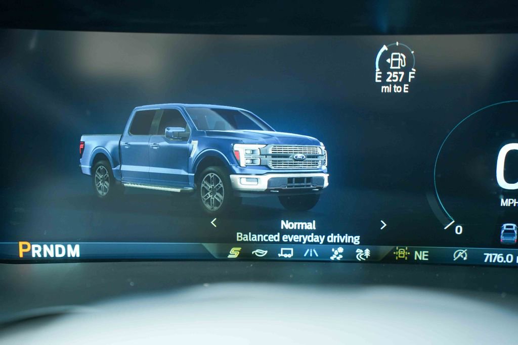 Used 2025 Ford F150 STX w/ Equipment Group 201A FX4 AWD/4WD image 39