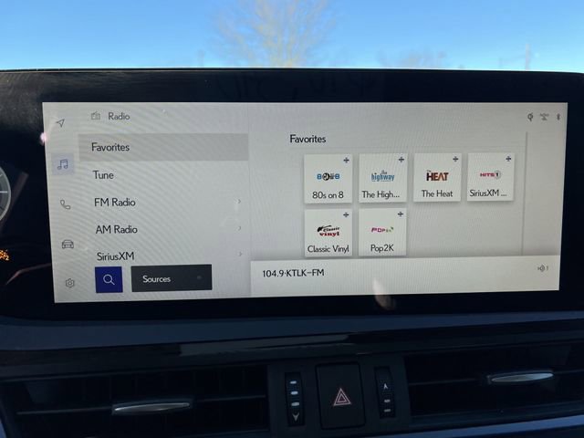 Used 2024 Lexus ES 300h w/ Premium Package image 14