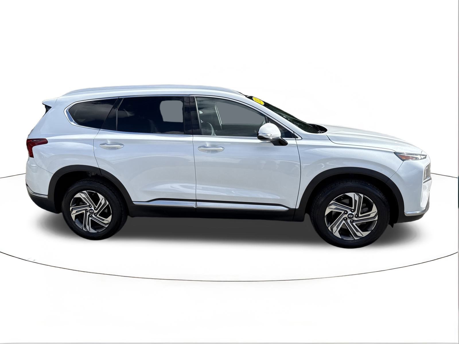 Used 2022 Hyundai Santa Fe SEL w/ Convenience + Premium Package image 2