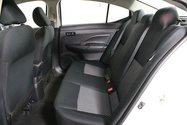 Used 2021 Nissan Versa S image 11