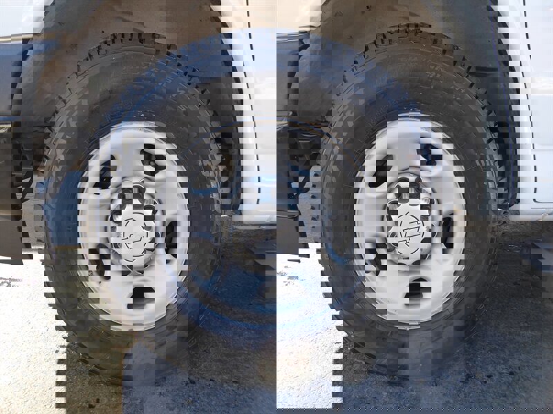 Used 2017 Chevrolet Express 2500 LS image 28