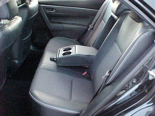 Used 2015 Toyota Corolla S image 16