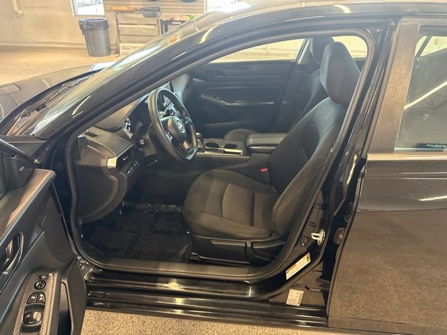 Used 2023 Nissan Altima 2.5 S FWD image 19