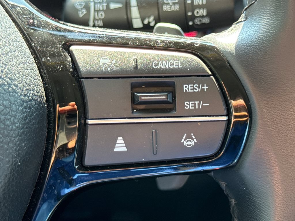 Used 2024 Honda Pilot Touring image 29