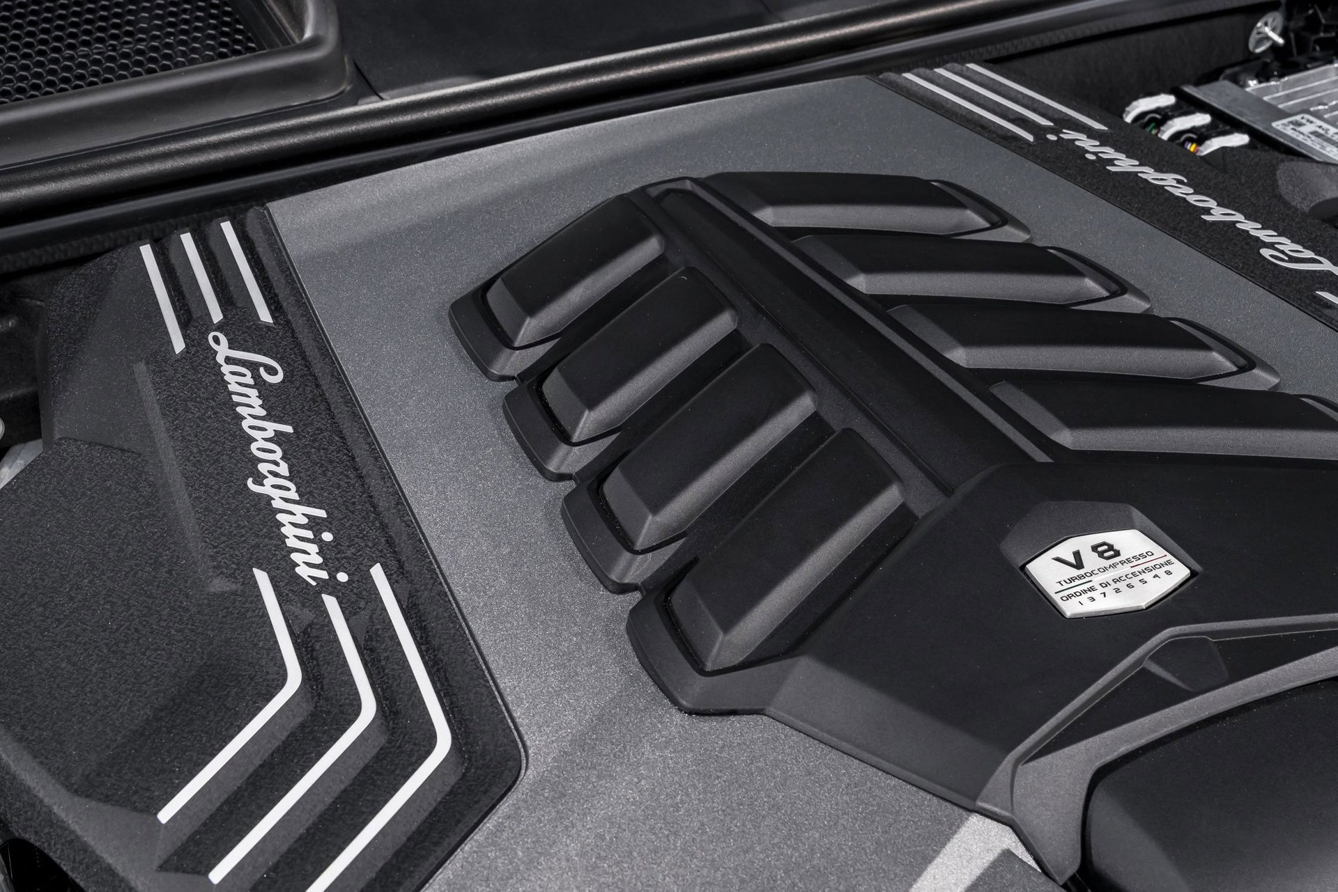 Used 2024 Lamborghini Urus Performante image 52