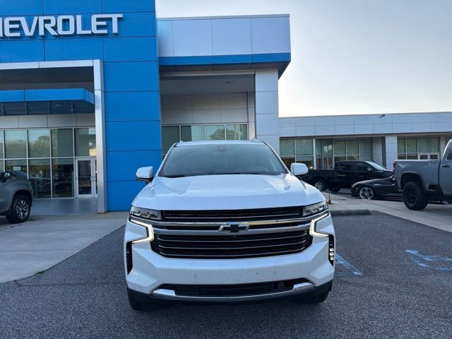 Used 2022 Chevrolet Tahoe LT w/ Luxury Package RWD image 2