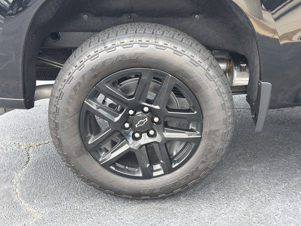 New 2026 Chevrolet Silverado 1500 Custom w/ Turbomax Blackout Package AWD/4WD image 33