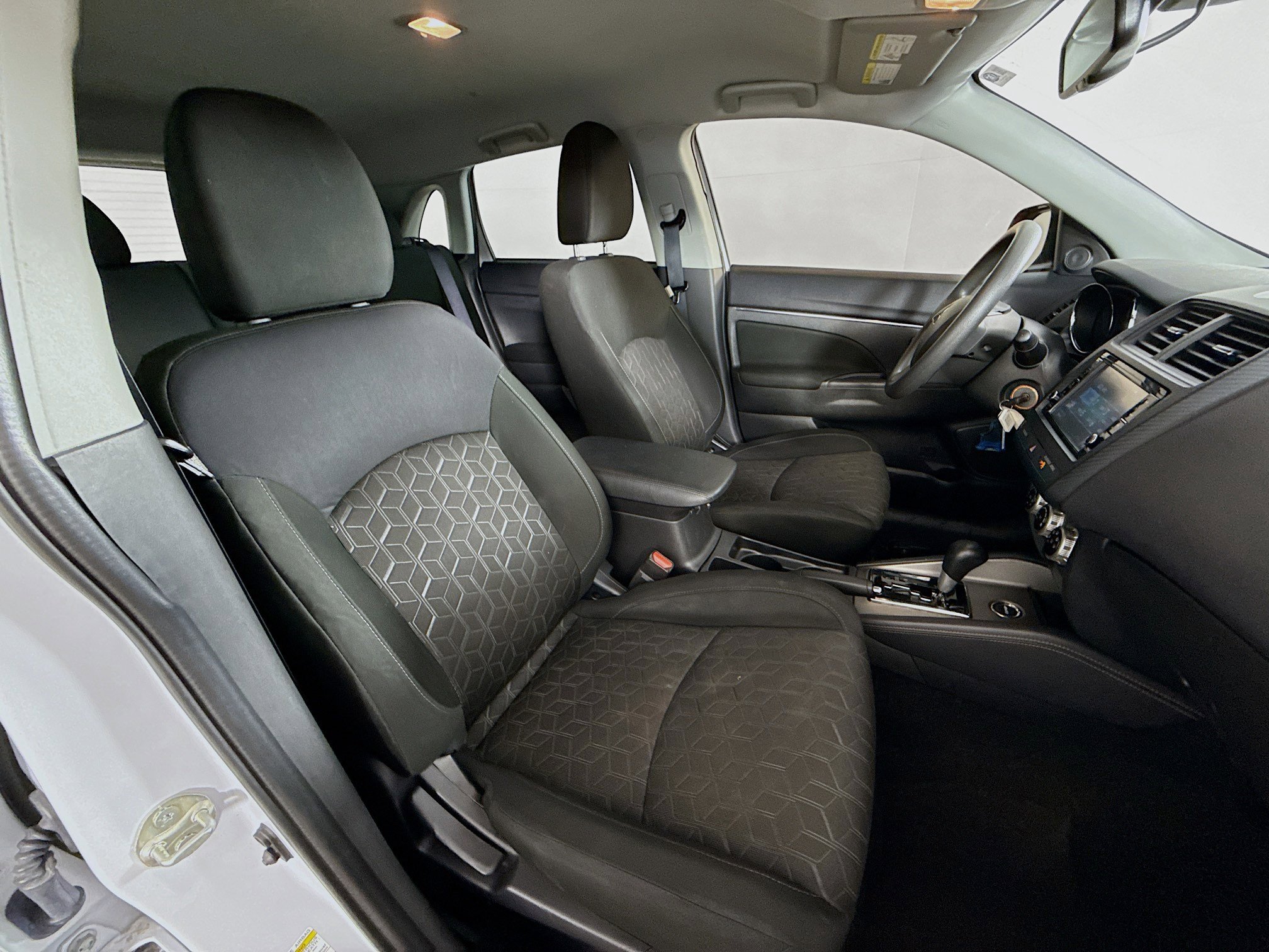 Used 2024 Mitsubishi Outlander Sport ES image 33