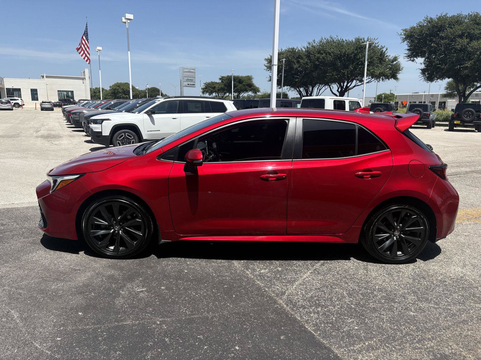 Used 2025 Toyota Corolla XSE FWD image 8