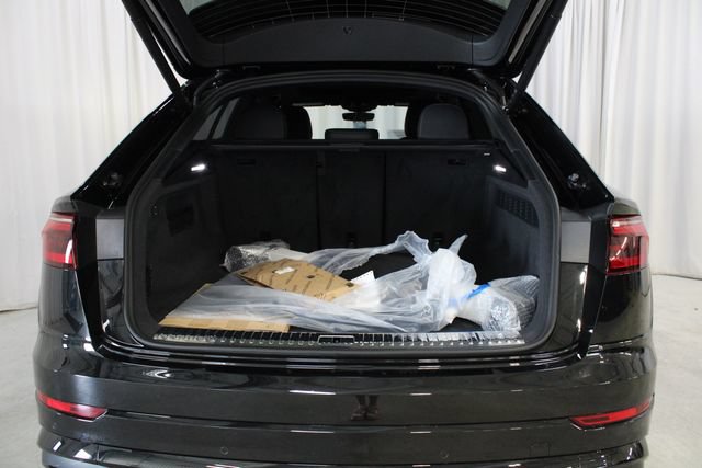 New 2026 Audi Q8 Premium Plus AWD/4WD image 30